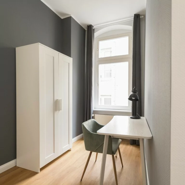 bedrooms in family plus apartment OTA-Berlin